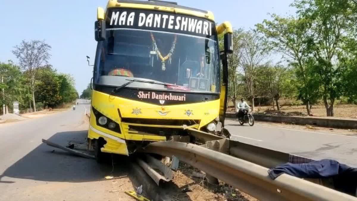 bus full of passengers entered divider