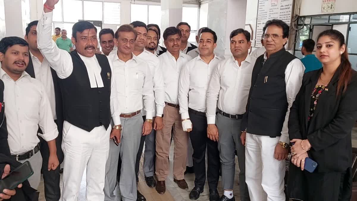 lawyers protest in Faridabad court