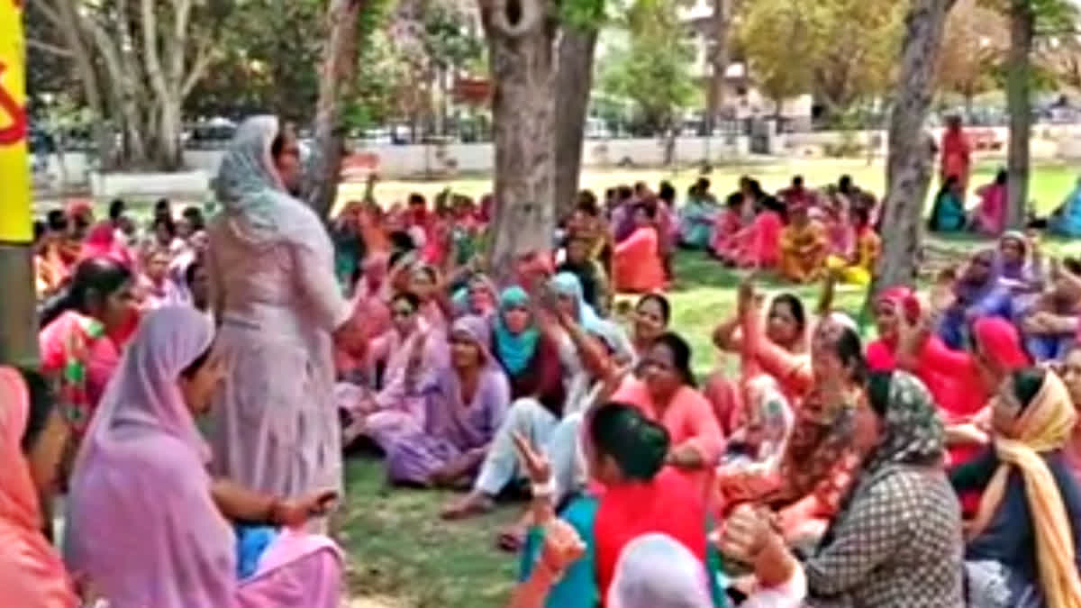 Anganwadi Workers Protest in Fatehabad