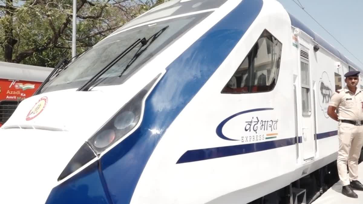 bhopal vande bharat express