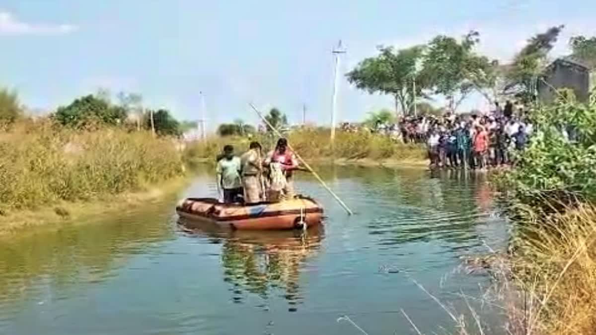 Five people drowned in canal