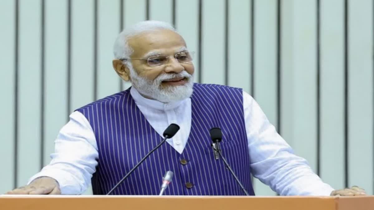 narendra modi security scheme leak  security scheme leak police filed case  പ്രധാനമന്ത്രിക്കുള്ള സുരക്ഷ പദ്ധതി ചോര്‍ന്ന സംഭവം  കന്‍റോൺമെന്‍റ് പൊലീസ്  ഇന്‍റലിജൻസ് മേധാവി തയ്യാറാക്കിയ സുരക്ഷ പദ്ധതി  നരേന്ദ്ര മോദി