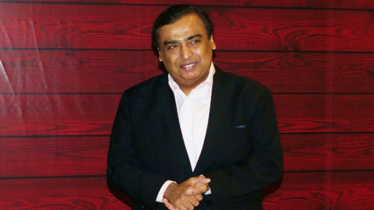 mukesh ambani gifted house to manoj modi