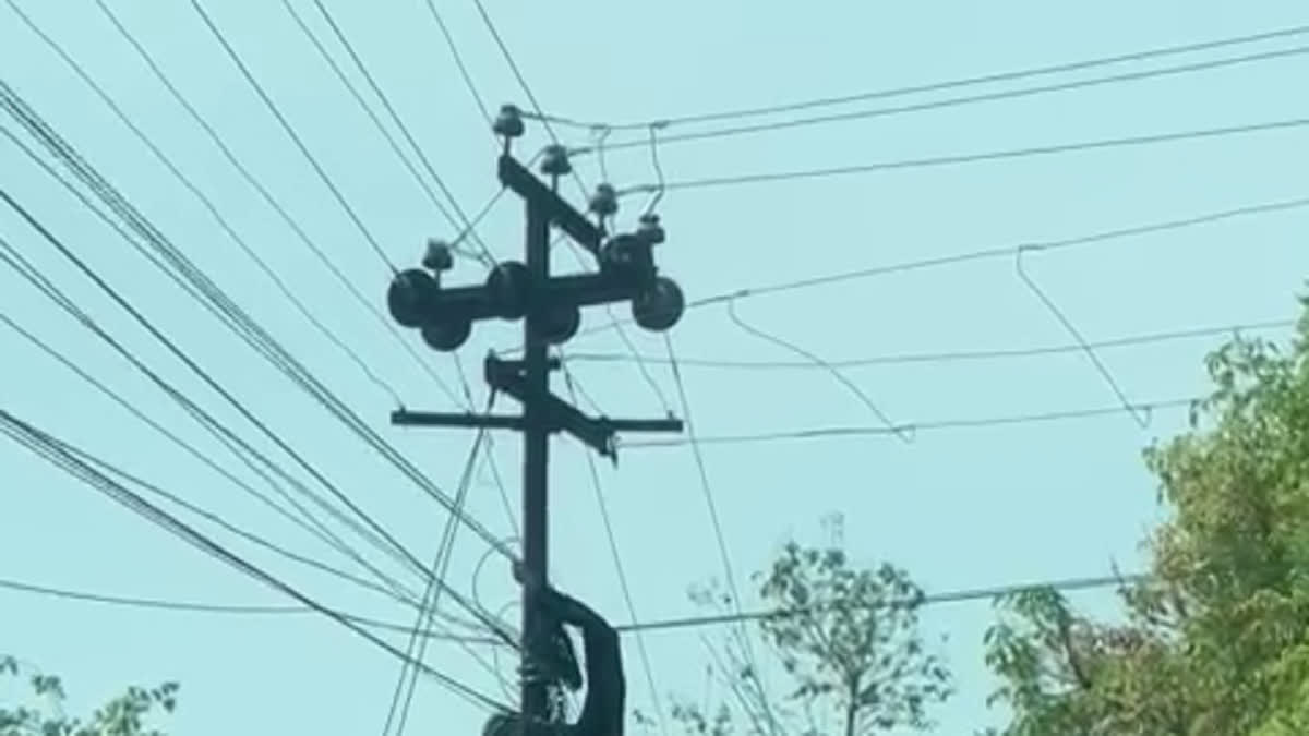 Lineman scorched due to electrocution