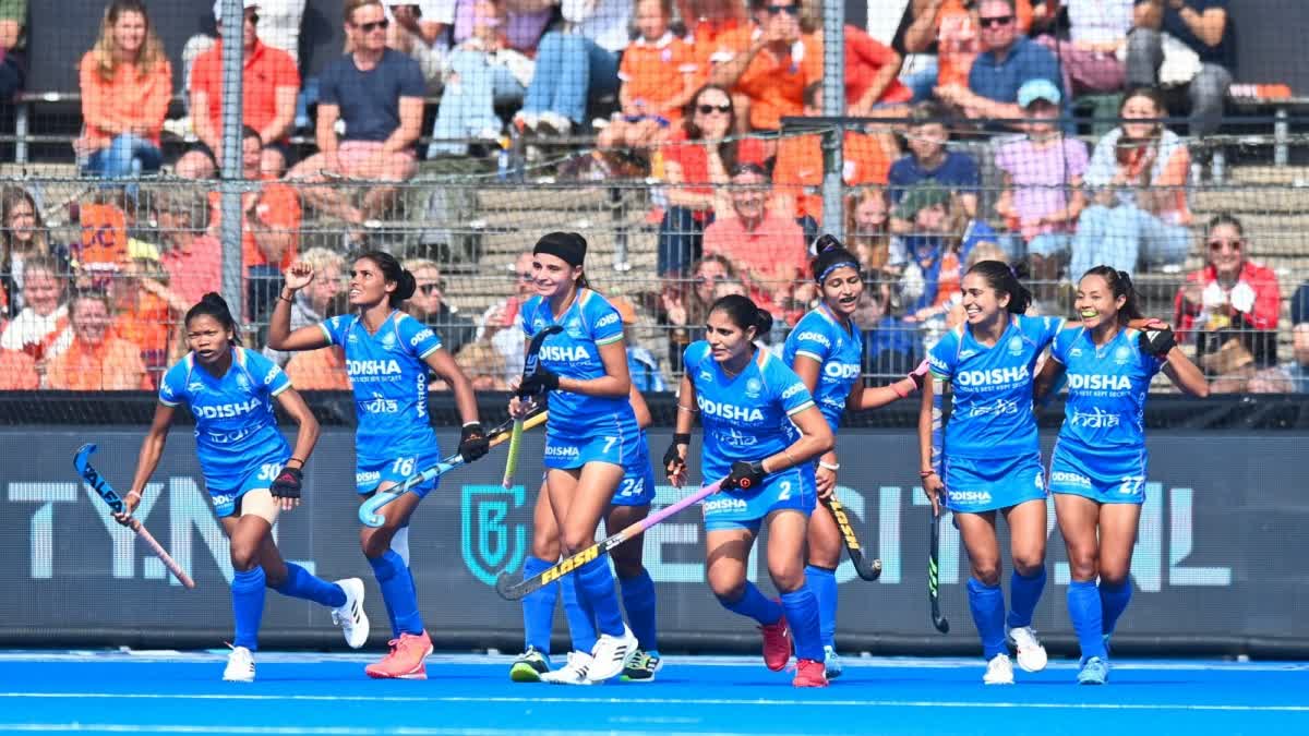 Indian womens hockey team will go to Australia