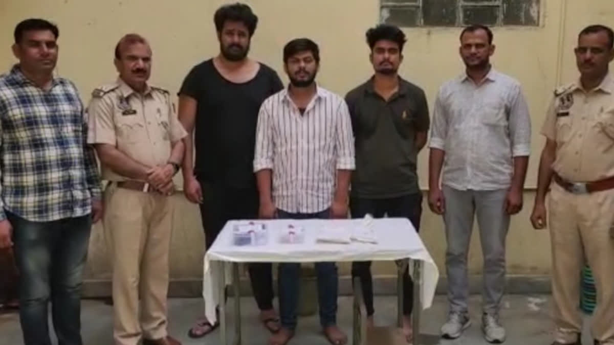 3 miscreants arrested with arms in Jaipur