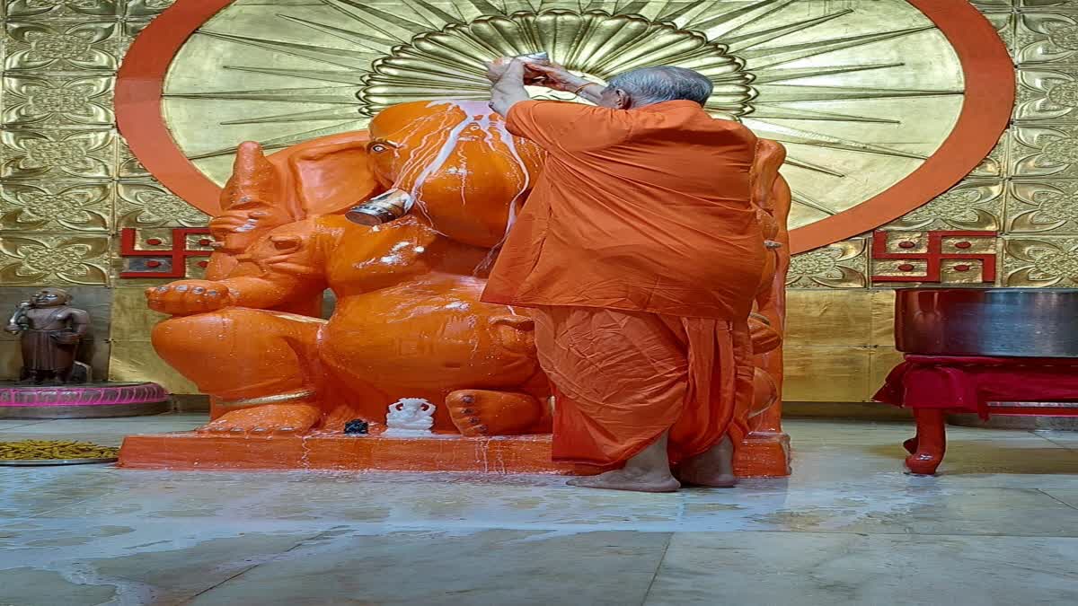 Panchamrit Abhishek in Lord Ganesha,  Moti Dungri ganesh temple Jaipur