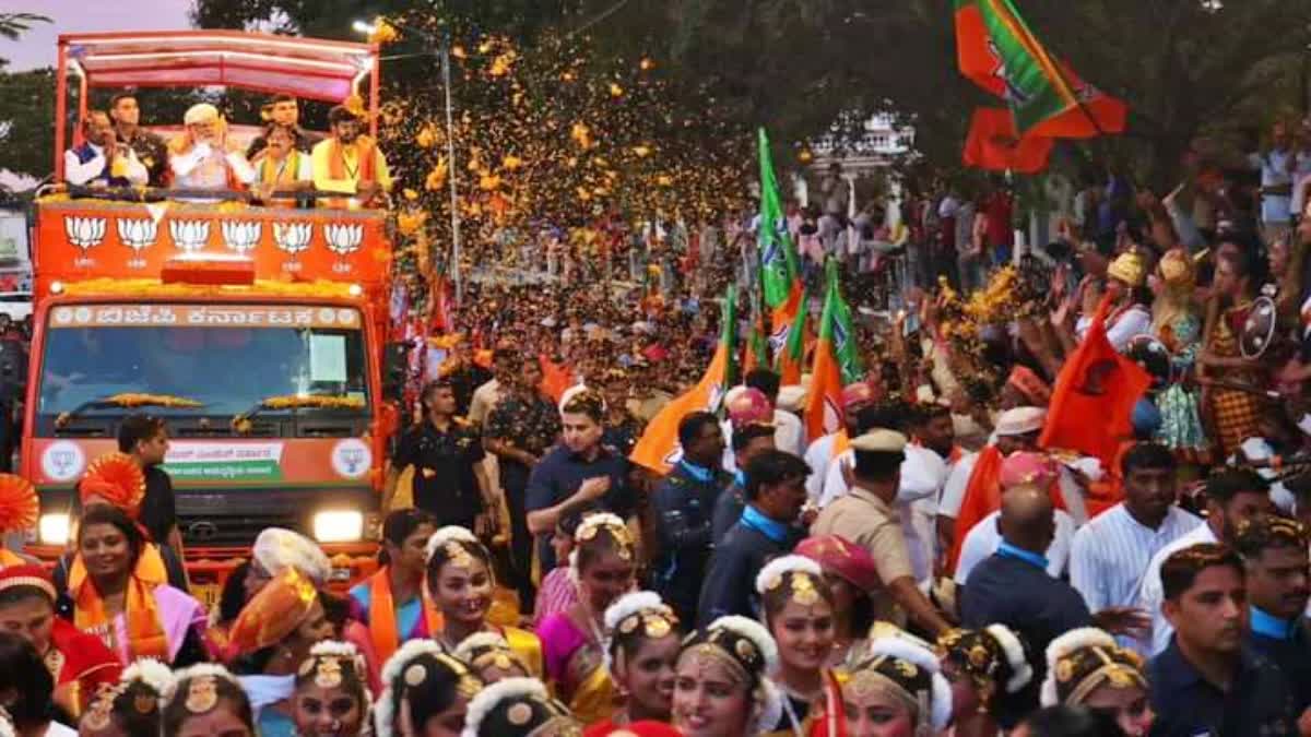 pm-narendra-modi-road-show-in-mysuru