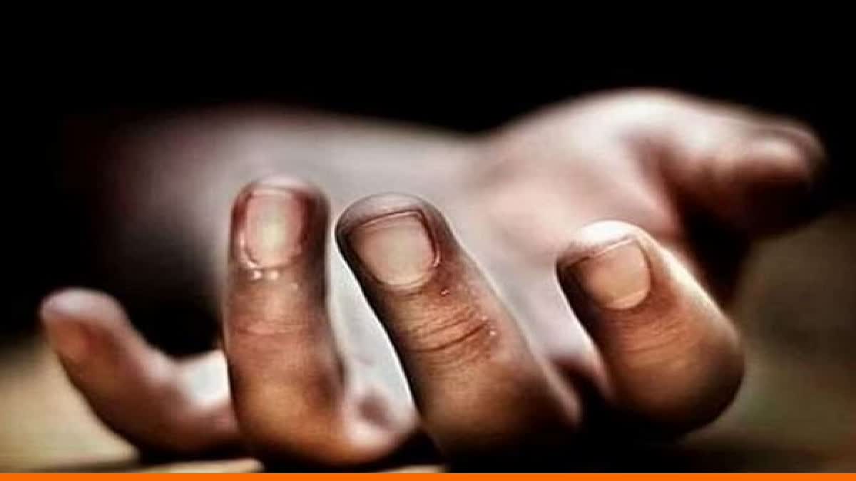 half born unknown dead body rescued in kendrapara