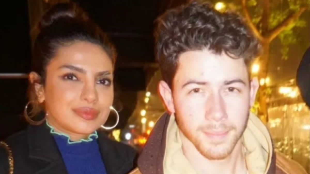 Priyanka Chopra and Nick Jonas spotted in New York, fans can't keep calm to see them on Met Gala