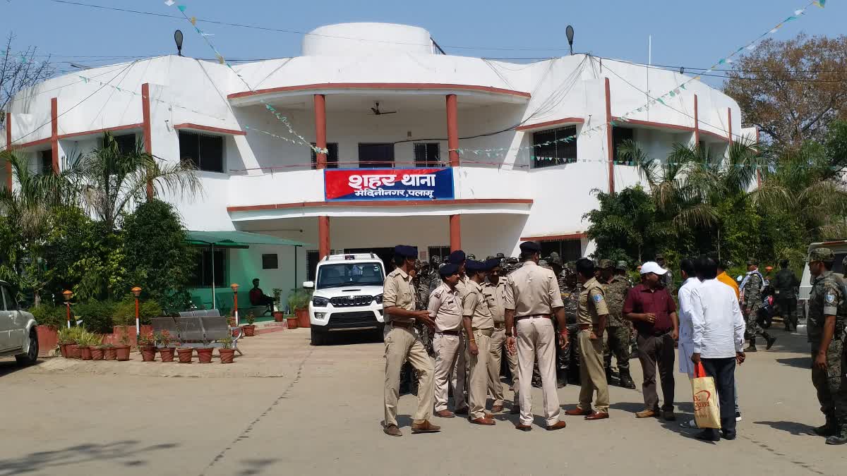 thief arrested in palamu