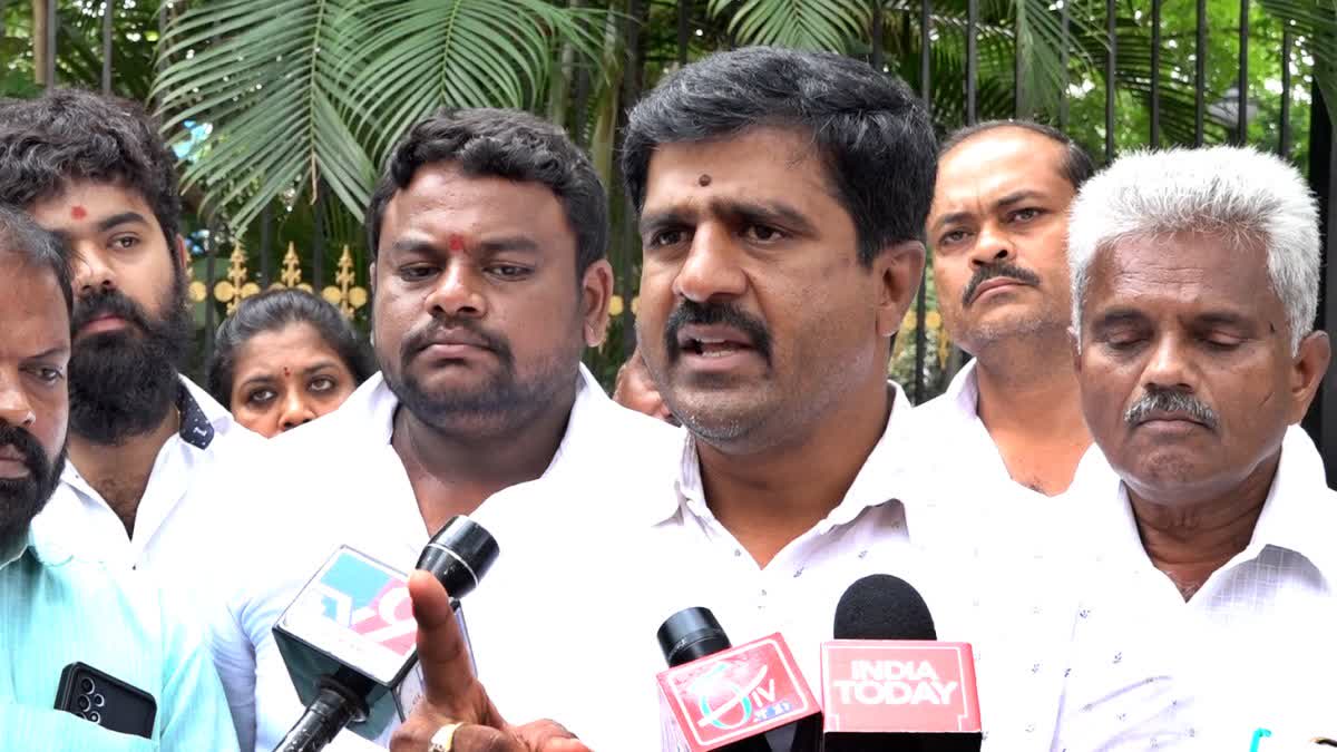 JDS candidate M. Munegowda