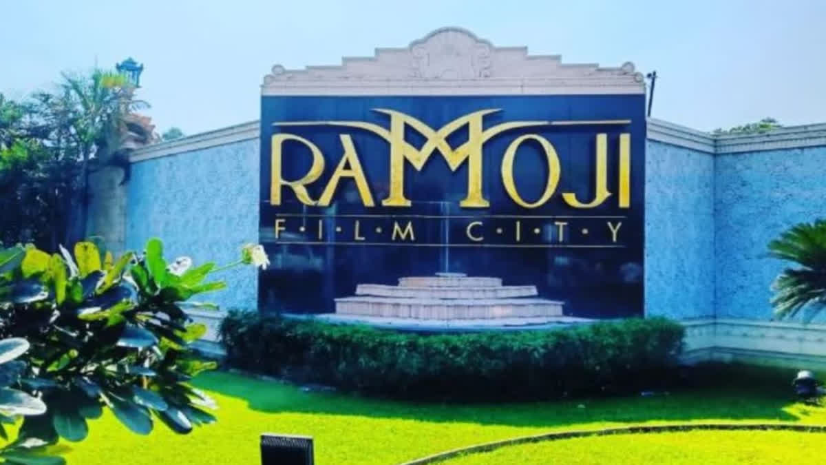 IRCTC GOLDEN TRIANGLE TOUR PACKAGE CHANCE TO VISIT RAMOJI FILM CITY HYDERABAD AND MANY PLACES