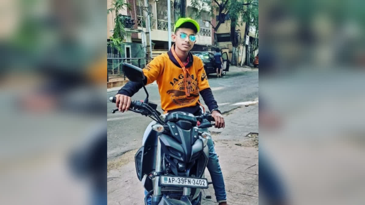 young man died while making insta reels