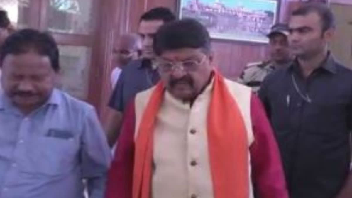 SC orders re-examination of rape complaint against BJP leader Kailash Vijayvargiya