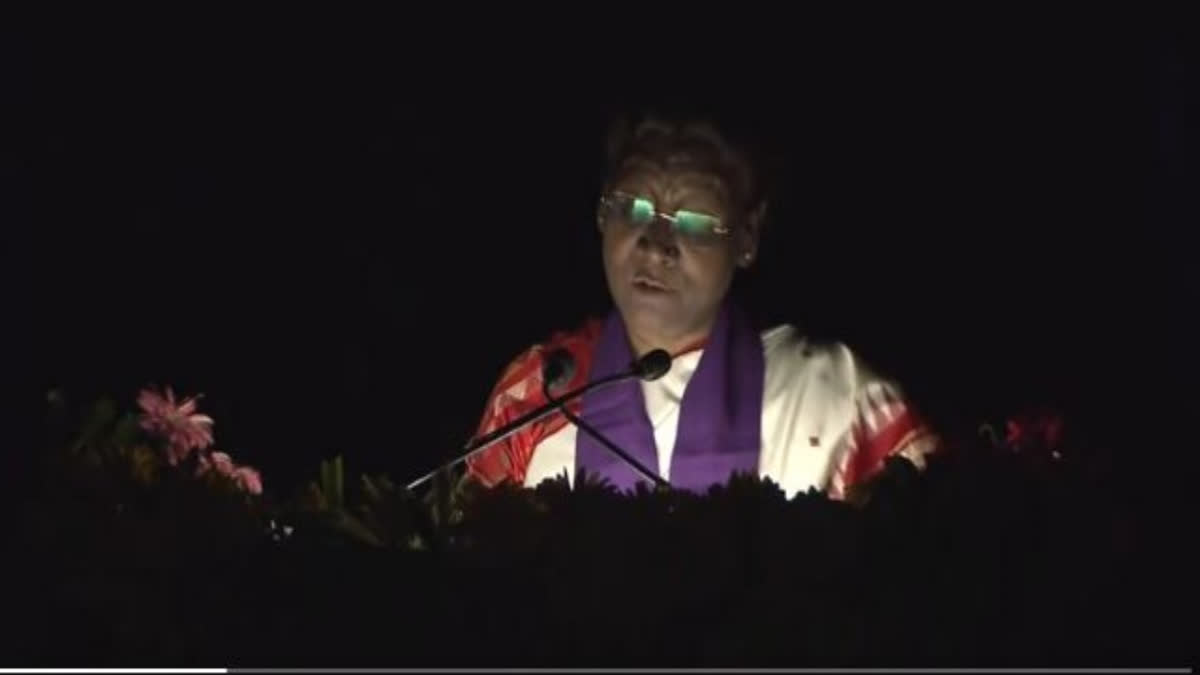 President Murmu delivers convocation address in Odisha university in darkness as lights go off