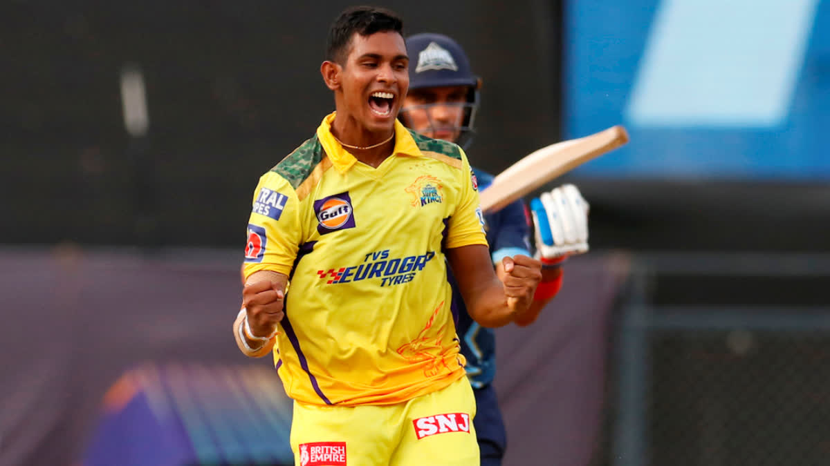 Matheesha Pathirana  MS Dhoni  MS Dhoni Matheesha Pathirana  MS Dhoni praise Matheesha Pathirana  Sri Lankan pacer Matheesha Pathirana  Chennai Super Kings  IPL 2023  IPL  മതീഷ പതിരണ  എംഎസ് ധോണി  ഐപിഎല്‍  ചെന്നൈ സൂപ്പര്‍ കിങ്‌സ്  ചെന്നൈ മുംബൈ