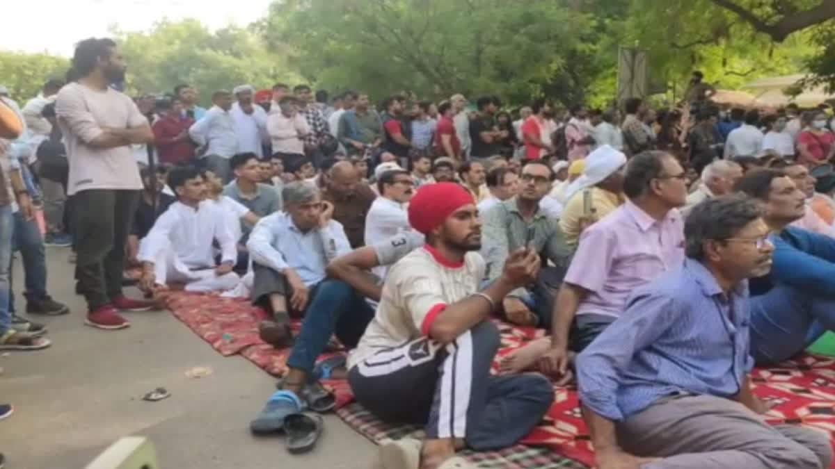 Protesters fail to gather crowd at Jantar Mantar