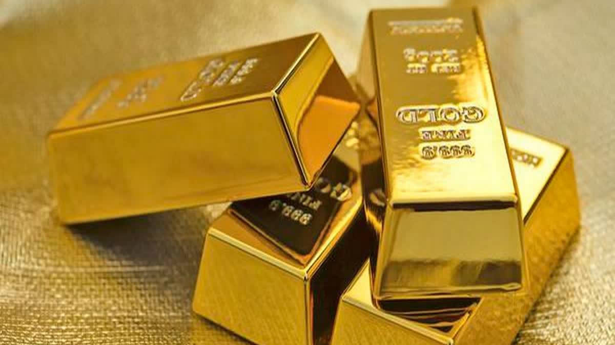 Mumbai Airport Gold Smuggling