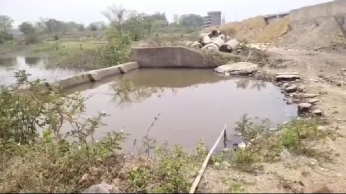 dhanbad eight lane construction water problem