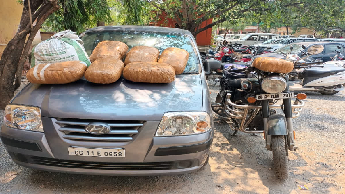 female ganja smuggler in Raigarh