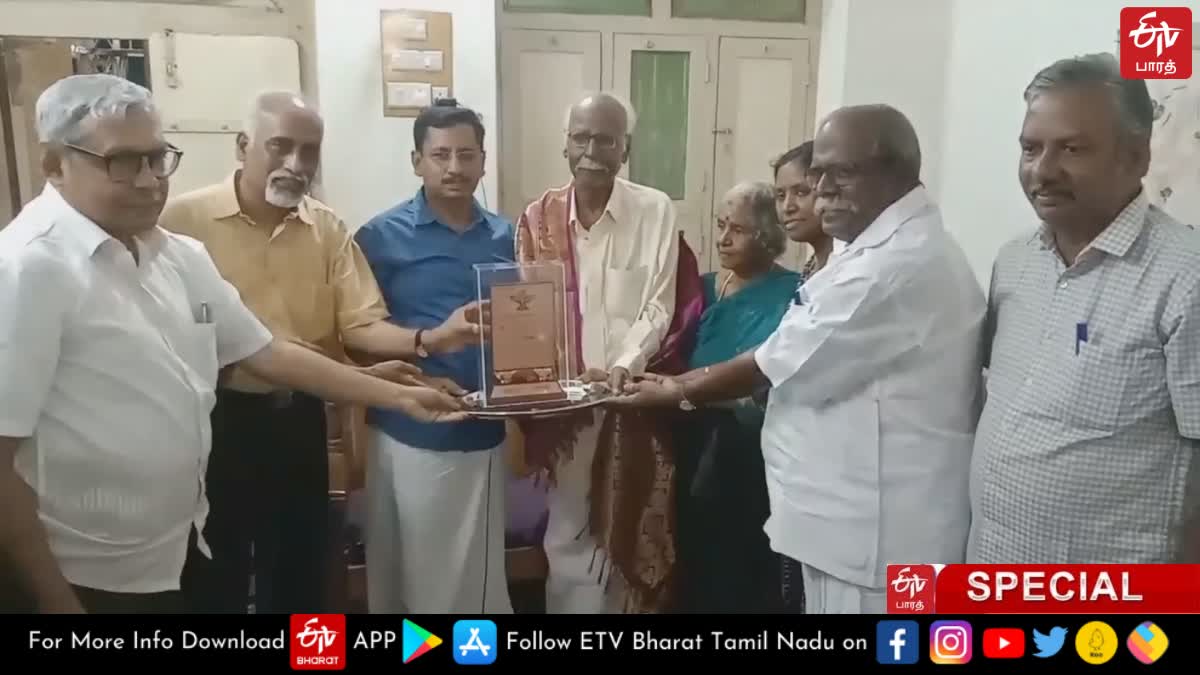 தஞ்சை தமிழறிஞர் அ.தட்சிணாமூர்த்திக்கு ‘பாஷா சம்மான்’ விருது - தமிழின் தகுதிதான் இதற்கு காரணம்..