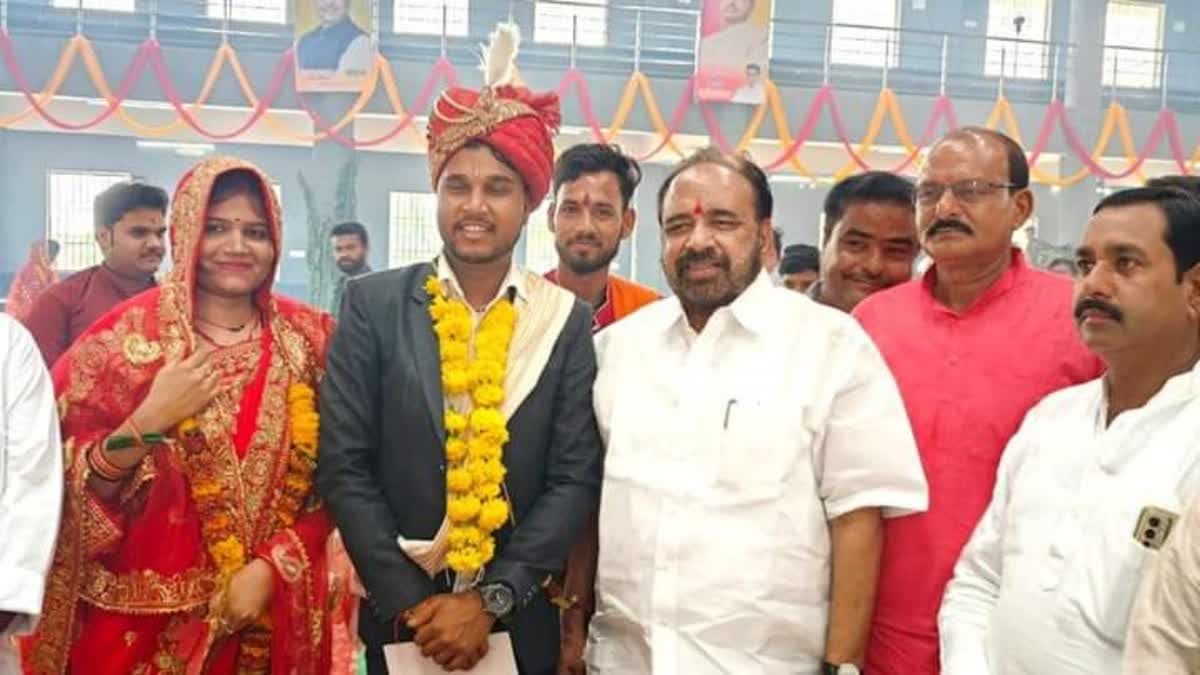 minister-gopal bhargava conducted bundelkhand level marriage ceremony