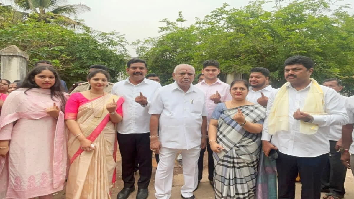 Yediyurappa after casting vote