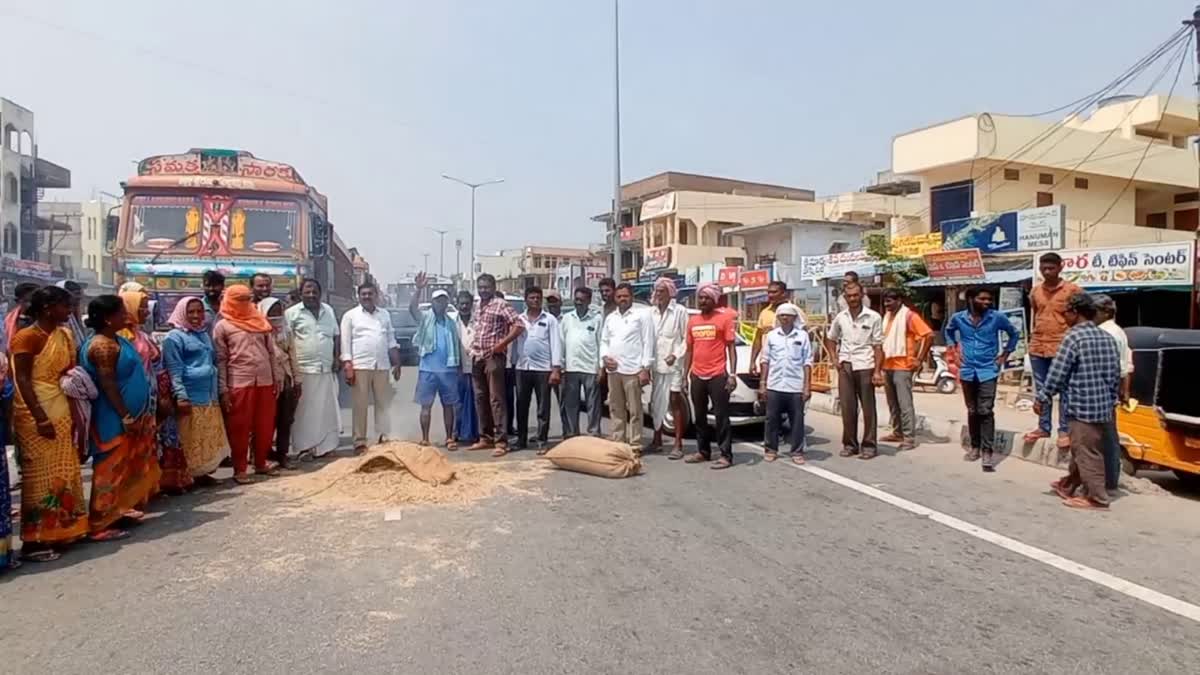 farmers protest in jangaon