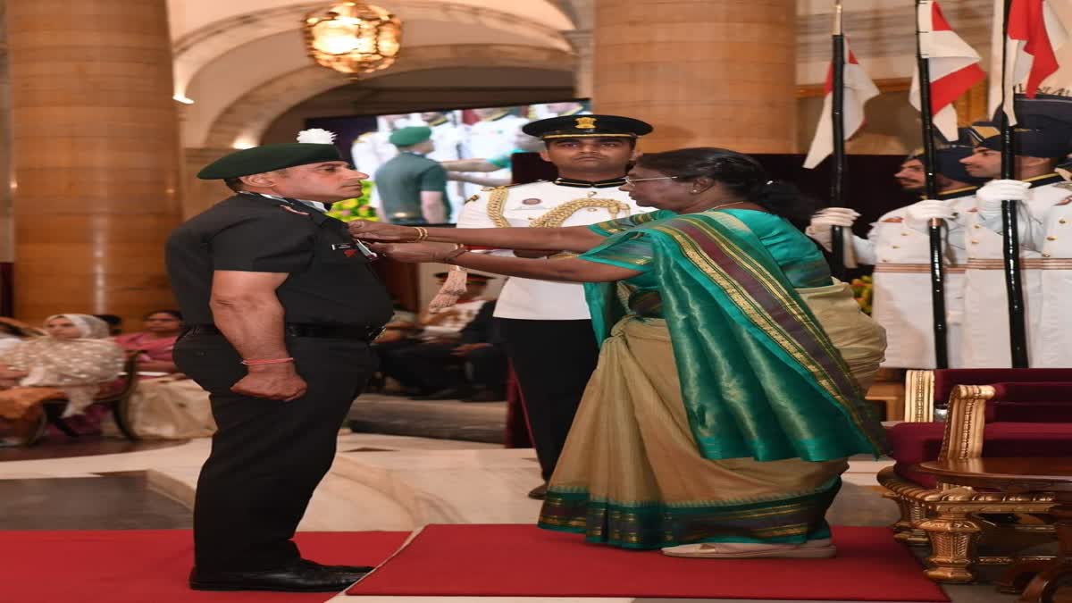 President Draupadi Murmu has awarded,  awarded Shaurya Chakra to Naib Subedar