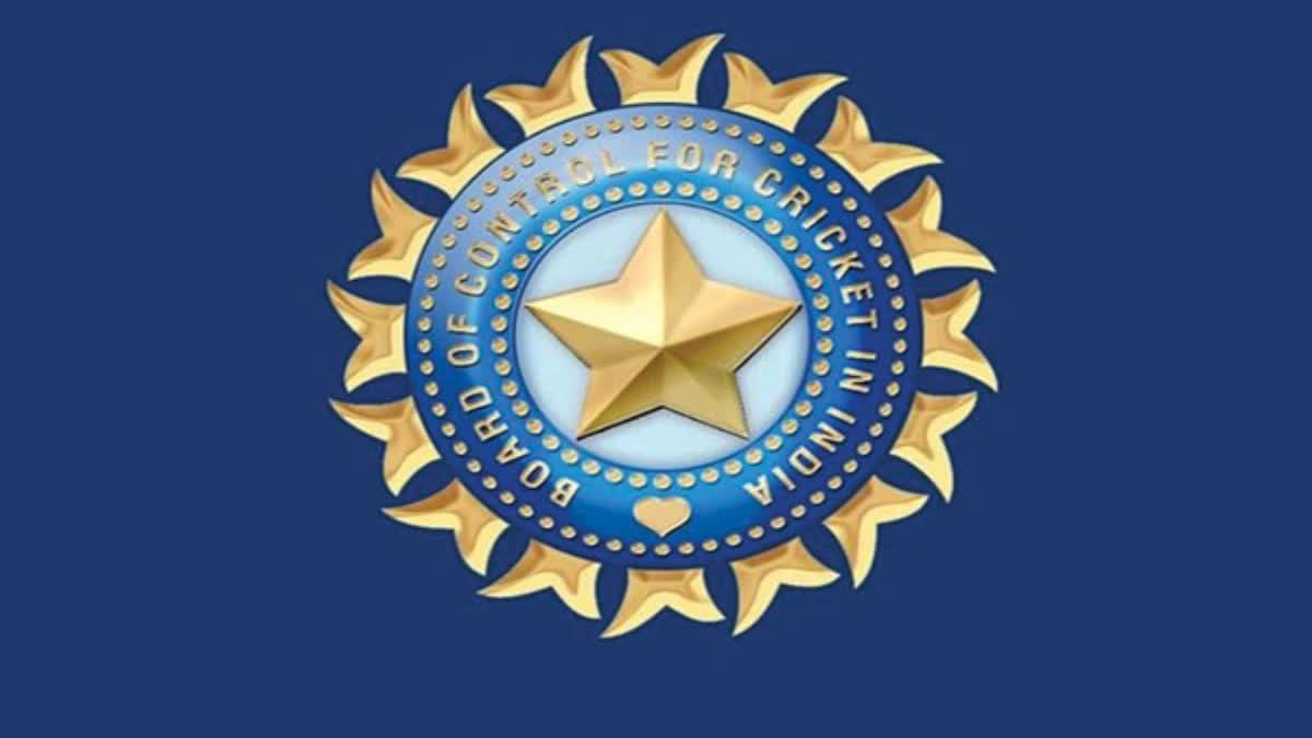 BCCI earn 9424 crores