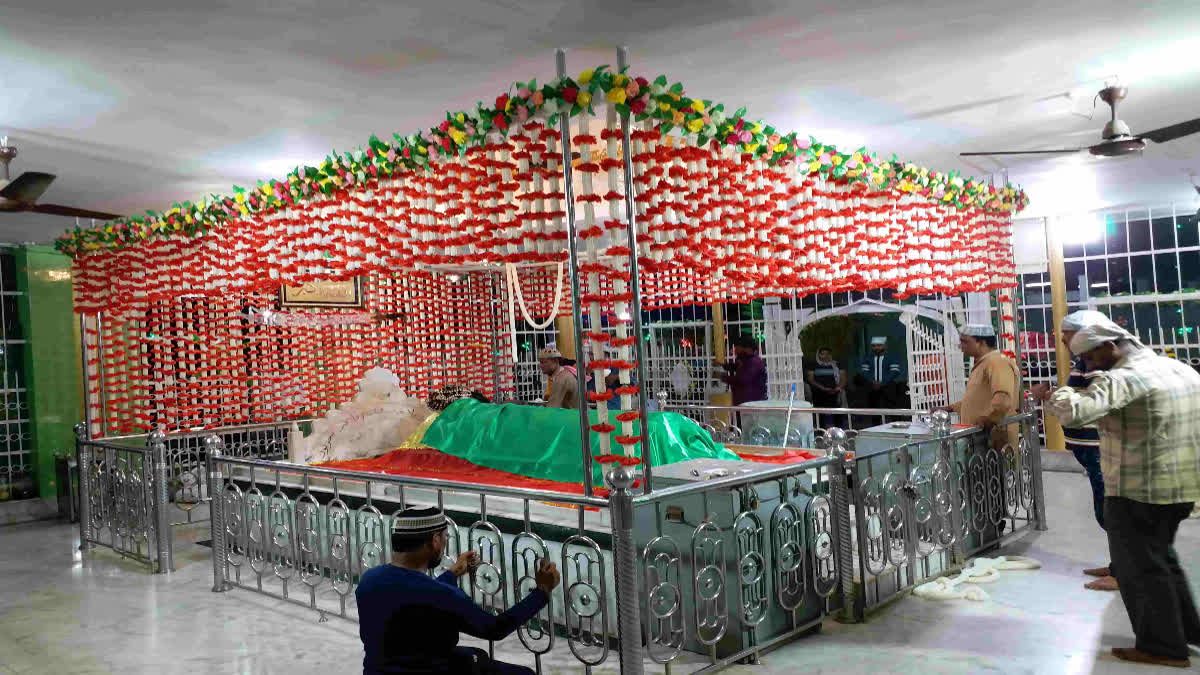 Baba Madar Shah tomb