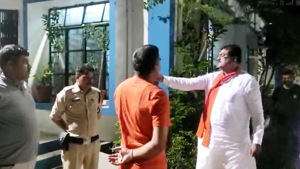 Minister Kamal Patel angry reached police station