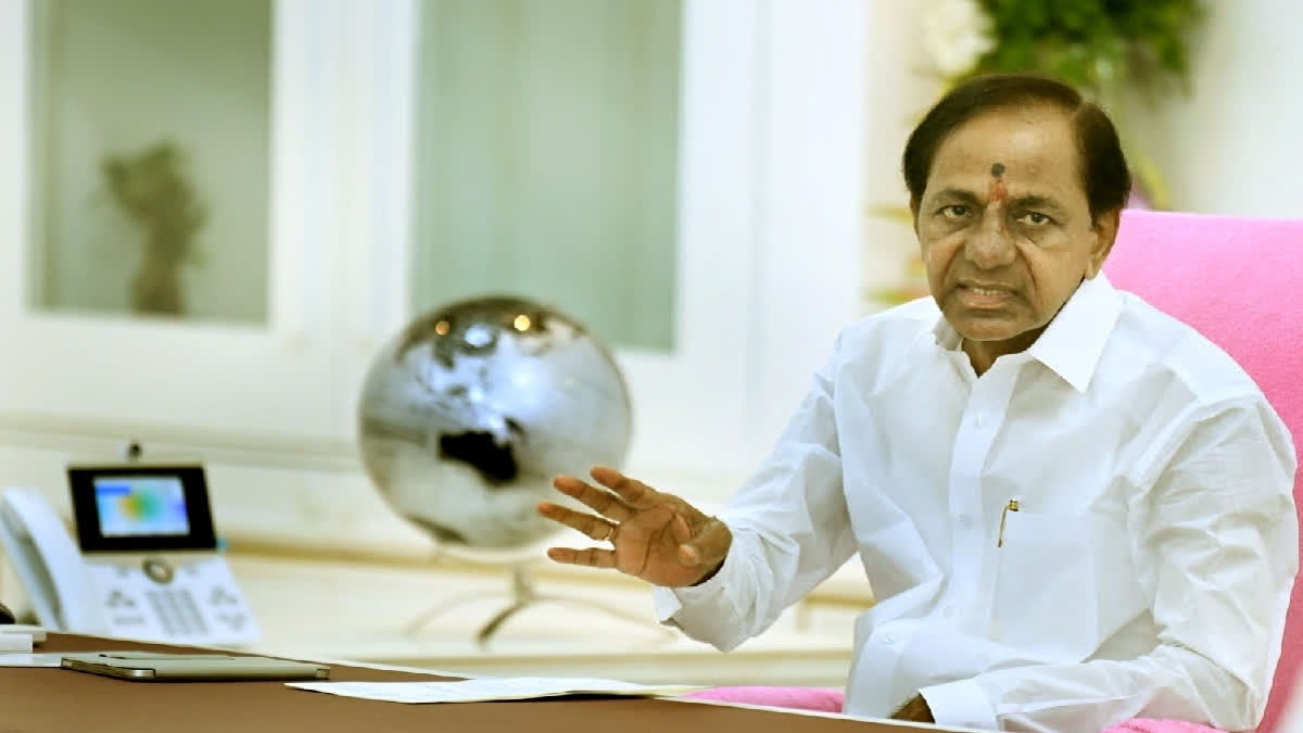 CM KCR