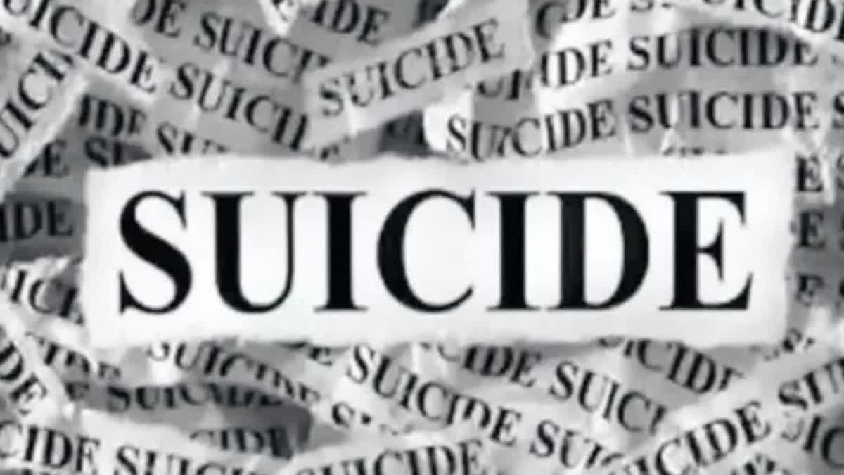 pan shop owner committed suicide in Indore