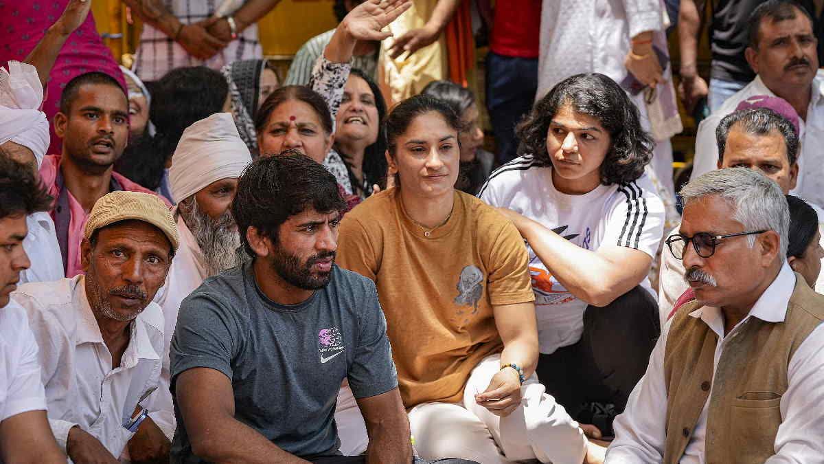 Karnataka election results a 'curse of women wrestlers'