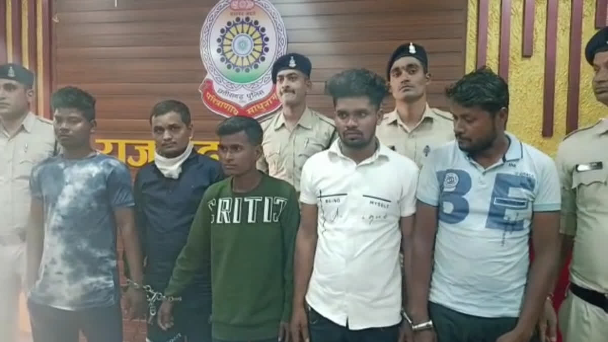 Rajnandgaon police busted bike thief gang