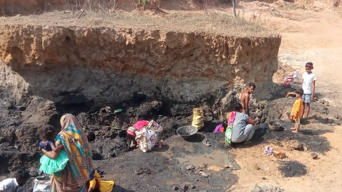 Coal reserves have been found on banks of Khakho river in Giridih