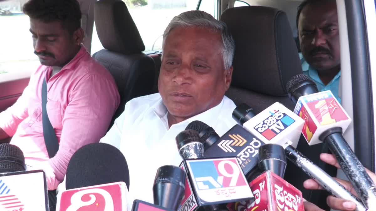 former-minister-v-somanna-spoke-about-yadiyurappa