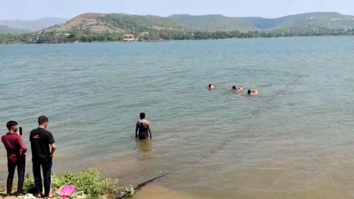 Khadakwasla dam water nine girls drowned