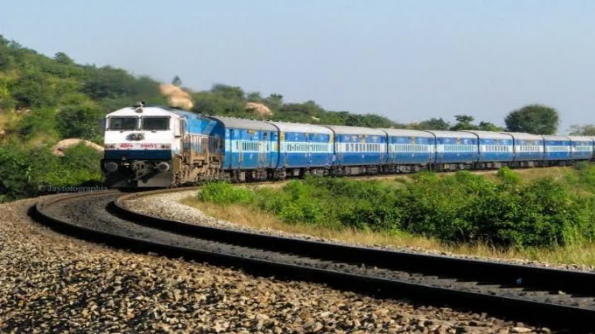 http://10.10.50.75//jharkhand/15-May-2023/jh-ran-01-train-reshedule-7209874_15052023115239_1505f_1684131759_1057.jpg