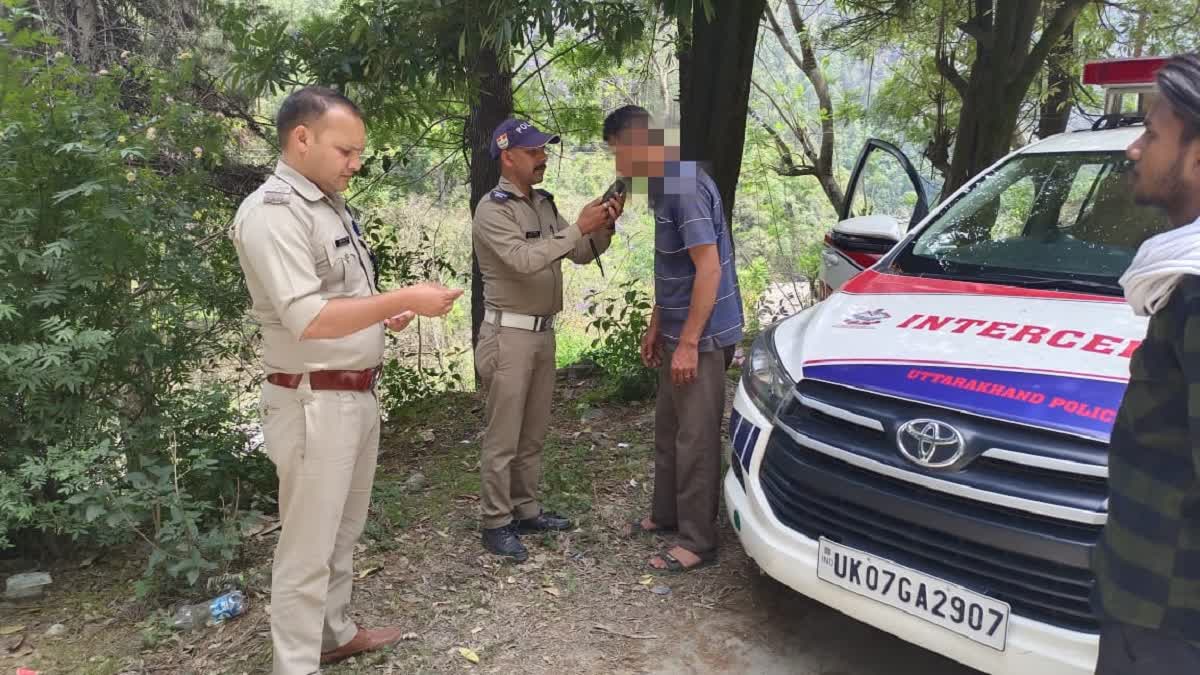 Police Arrested Driver for Driving pilgrims Bus