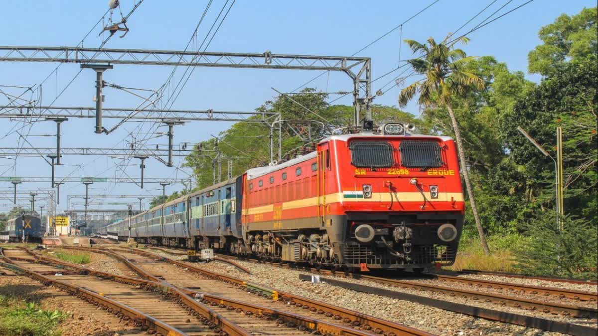 Railway Repairs trains cancelled  trains cancelled  Railway Repair  Eight trains were cancelled  റെയില്‍വേ അറ്റകുറ്റപണികള്‍  എട്ട് ട്രെയിനുകള്‍ റദ്ദാക്കി  എട്ടെണ്ണം ഭാഗികമായി സര്‍വീസ് നടത്തും  റദ്ദാക്കിയ ട്രെയിനുകളുടെ വിവരങ്ങള്‍  ഭാഗികമായി റദ്ദാക്കിയ ട്രെയിനുകളുടെ വിവരങ്ങള്‍  ട്രെയിനുകളുടെ വിവരങ്ങള്‍