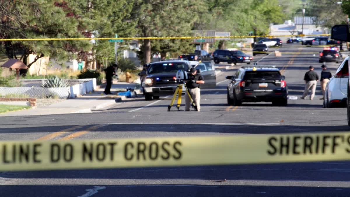 people killed by New Mexico gunman who shot and wounded 2 officers