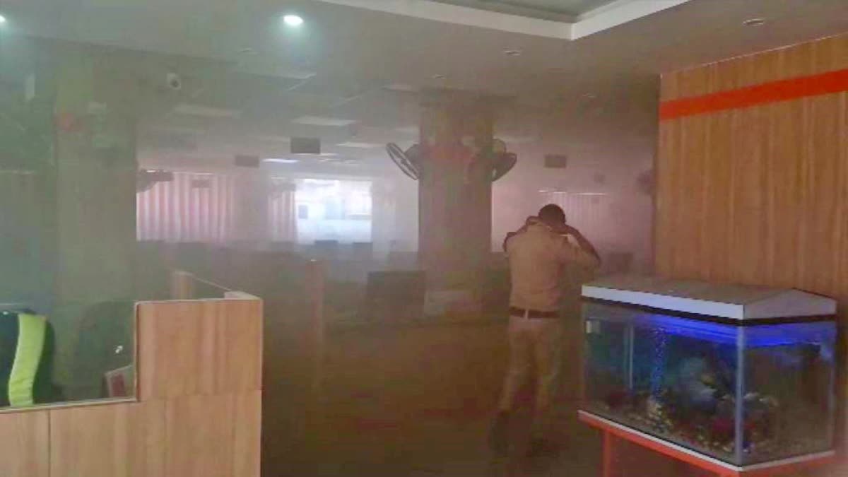 fire in bank of baroda in Muzaffarpur
