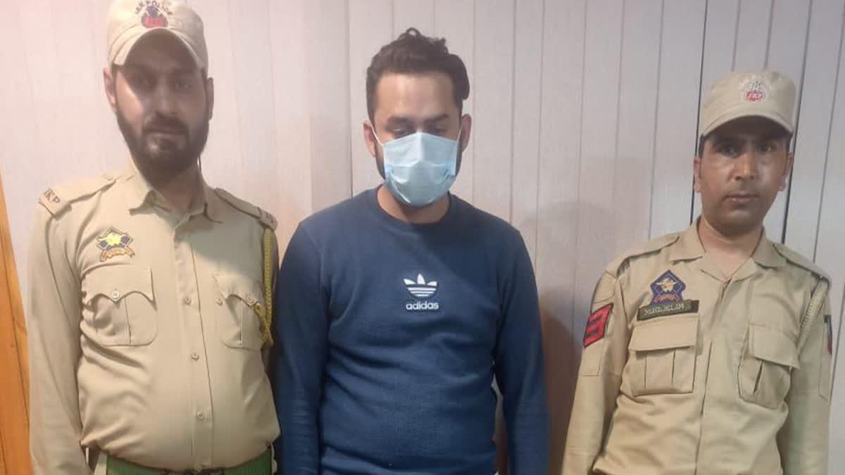 Photojournalist arrested with brown sugar in north Kashmir's Baramulla