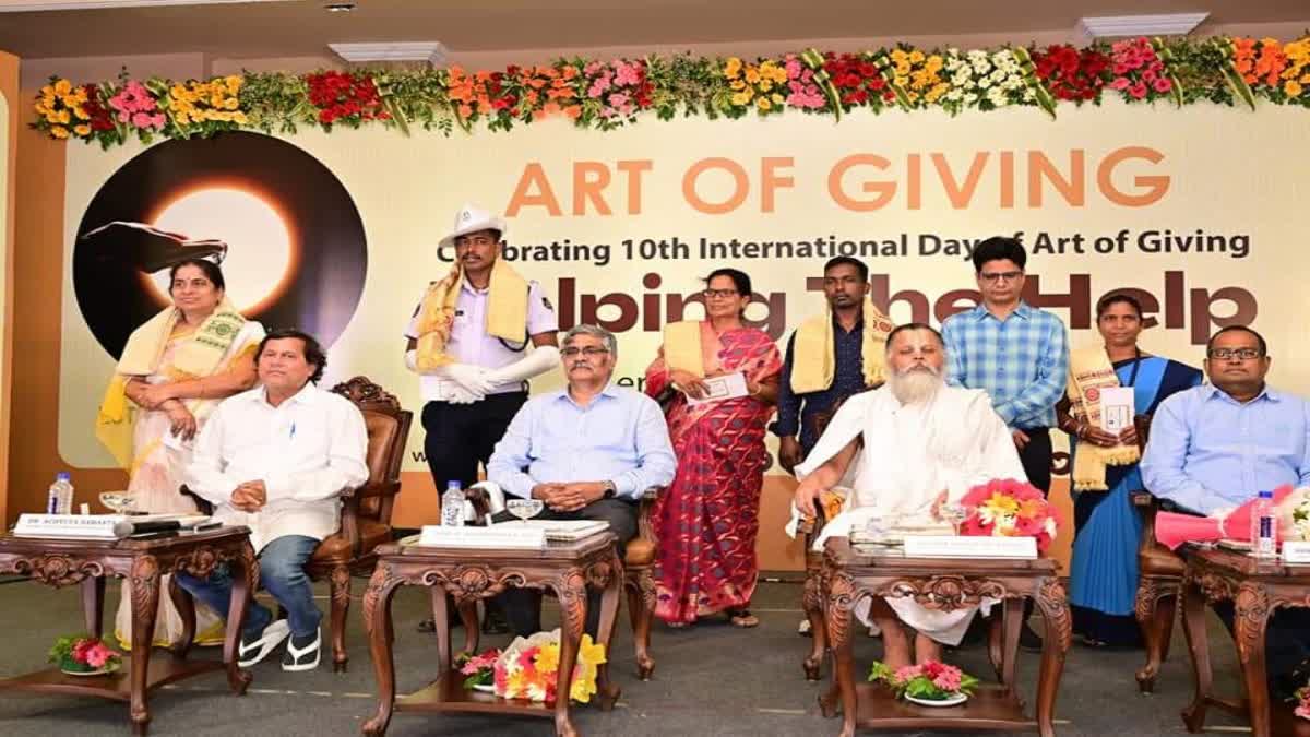 Art of giving day celebrated worldwide