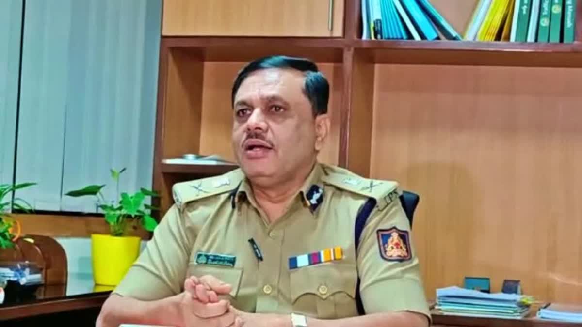 Prohibitory orders enforced  CET examination centres  Prohibitory orders enforced around CET examination  ಶನಿವಾರ ಸಿಇಟಿ ಪರೀಕ್ಷೆ  ಪರೀಕ್ಷಾ ಕೇಂದ್ರಗಳ ಸುತ್ತಮುತ್ತ ನಿಷೇಧಾಜ್ಞೆ ಜಾರಿ  ಶನಿವಾರದಿಂದ ಸಿಇಟಿ ಪರೀಕ್ಷೆ ಆರಂಭ  ಪರೀಕ್ಷಾ ಕೇಂದ್ರಗಳ ಸುತ್ತಮುತ್ತ ನಿಷೇಧಾಜ್ಞೆ  ಶನಿವಾರ ರಾಜ್ಯದ ನೂತನ ಸಿಎಂ ಪದಗ್ರಹಣ  ಕರ್ನಾಟಕ ಪರೀಕ್ಷಾ ಪ್ರಾಧಿಕಾರ  ವೃತ್ತಿಪರ ಕೋರ್ಸ್‌ಗಳ ಪ್ರವೇಶ  ಸಾಮಾನ್ಯ ಪ್ರವೇಶ ಪರೀಕ್ಷೆ