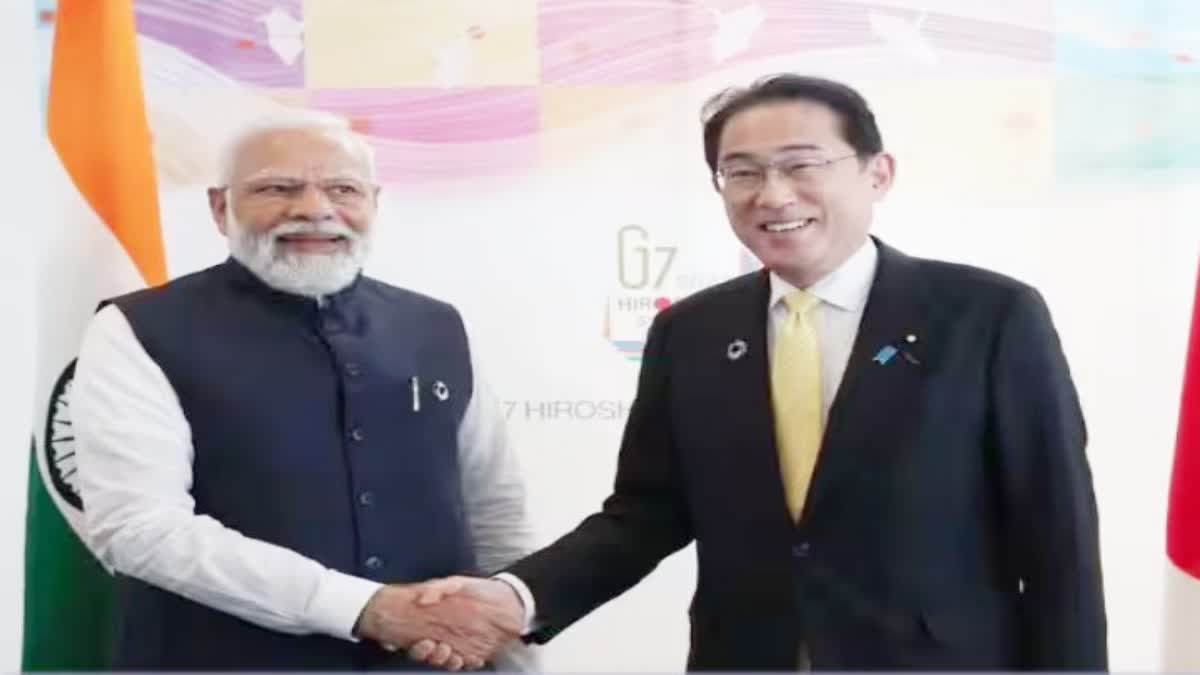 PM Modi Japan Visit: PM Modi હિરોશિમામાં જાપાનના PM ને ​​મળ્યા, મહાત્મા ગાંધીની પ્રતિમાનું અનાવરણ કર્યું