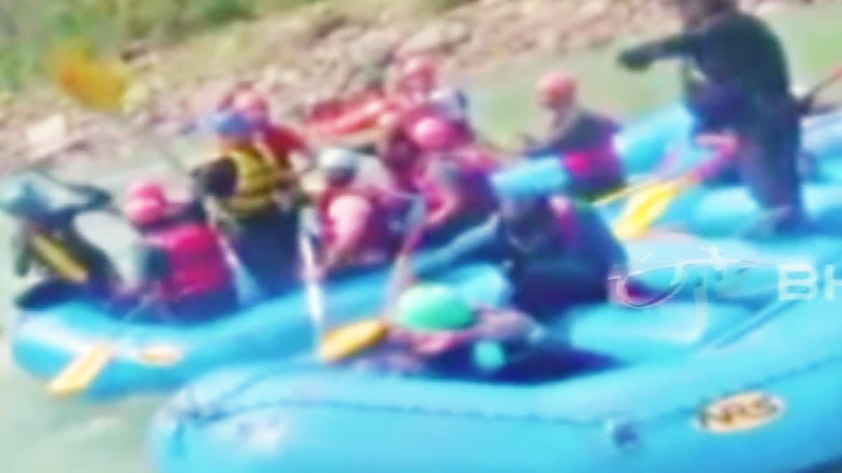 Fight Raftin Brawl breaks out during river rafting in Uttarakhand's Rishikesh